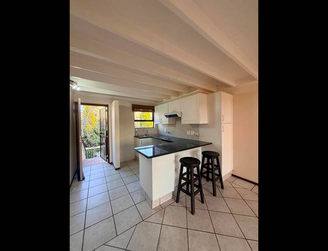 2 BEDROOM PROPERTY TO RENT IN STRATHAVON